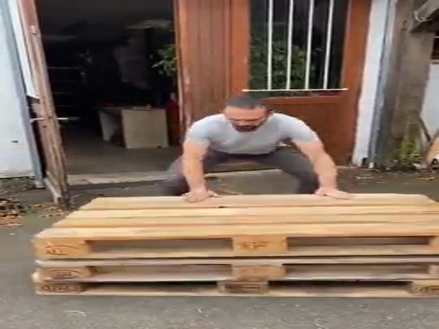 Master Of Pallets