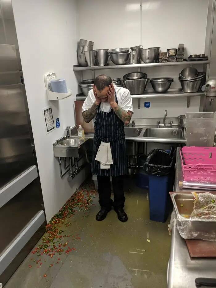 Epic Pro Kitchen Disasters Caught On Camera