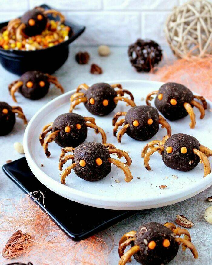 Halloween Snack Ideas To Thrill Your Guests