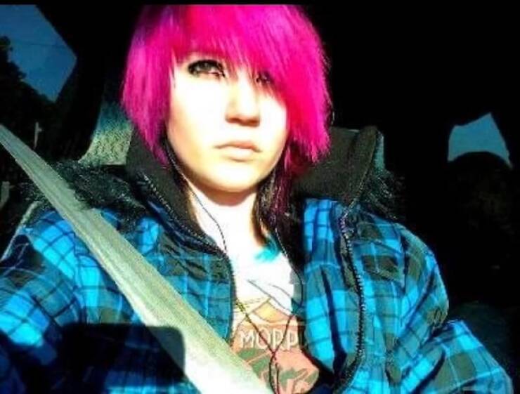 Cringe-Worthy Photos From The Past That People Wish They Could Forget Cringe-Worthy Photos From The Past That People Wish They Could Forget