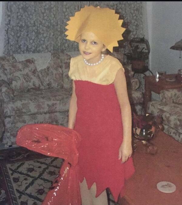 Old-School Halloween Style That’s Both Spooky And Cool