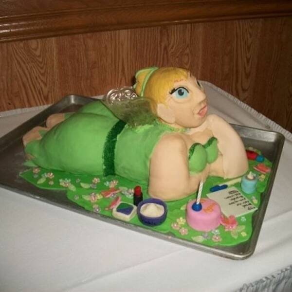 When Cake Designs Go Horribly Wrong