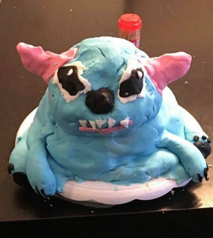 When Cake Designs Go Horribly Wrong