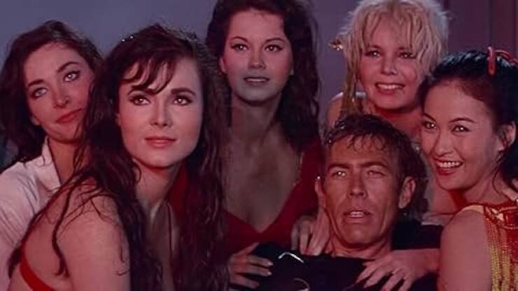 Hilarious Movie Spoofs That Add A Perfect Dash of Satire Hilarious Movie Spoofs That Add A Perfect Dash of Satire