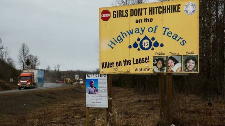 Unintentionally Creepy Signs That Will Give You Chills