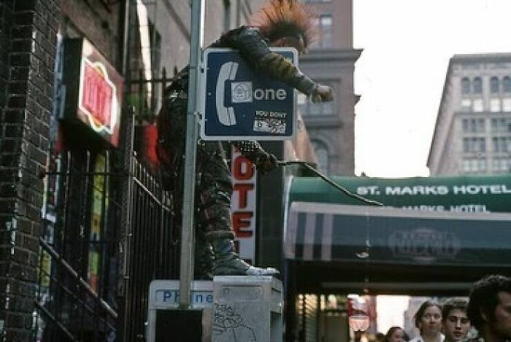 Throwback To 1990s New York