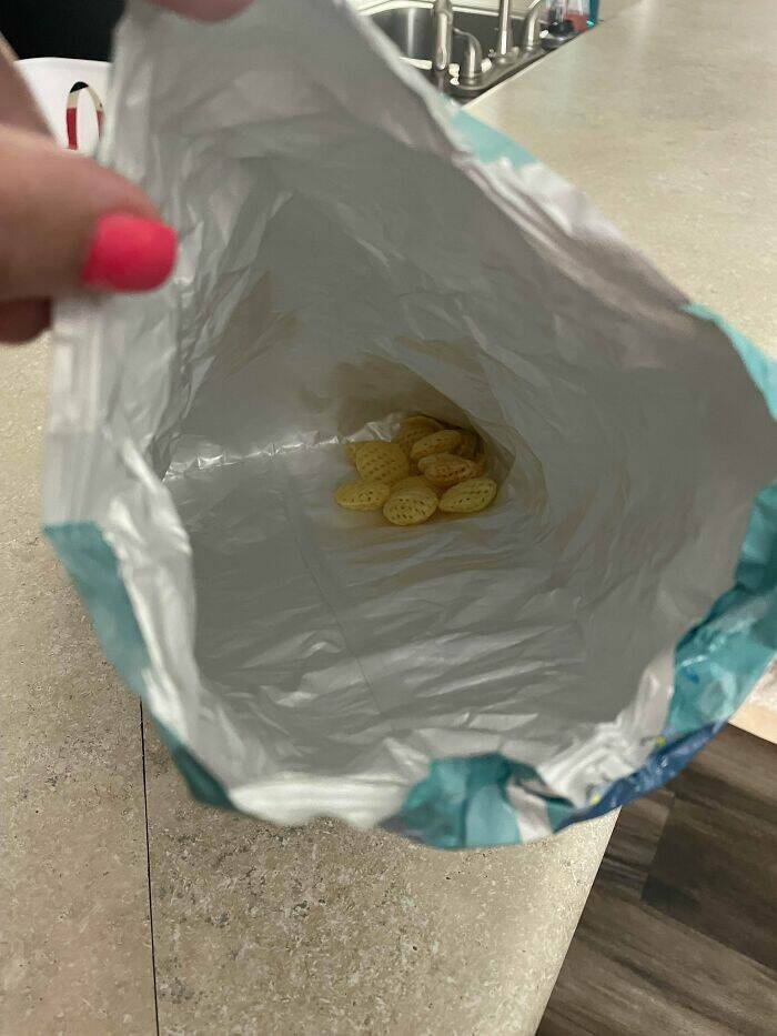 Annoying Things Boyfriends Do That Test Patience Daily