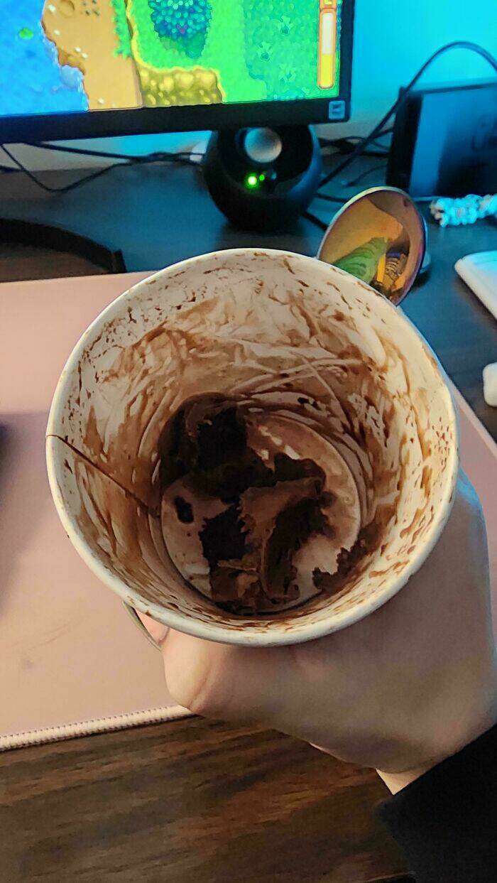 Annoying Things Boyfriends Do That Test Patience Daily