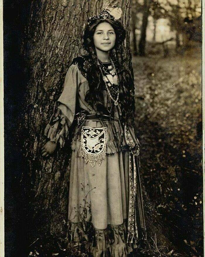 Historical Photos That Tell Incredible Stories