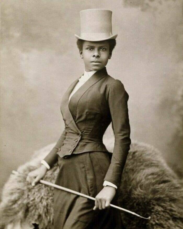 Historical Photos That Tell Incredible Stories