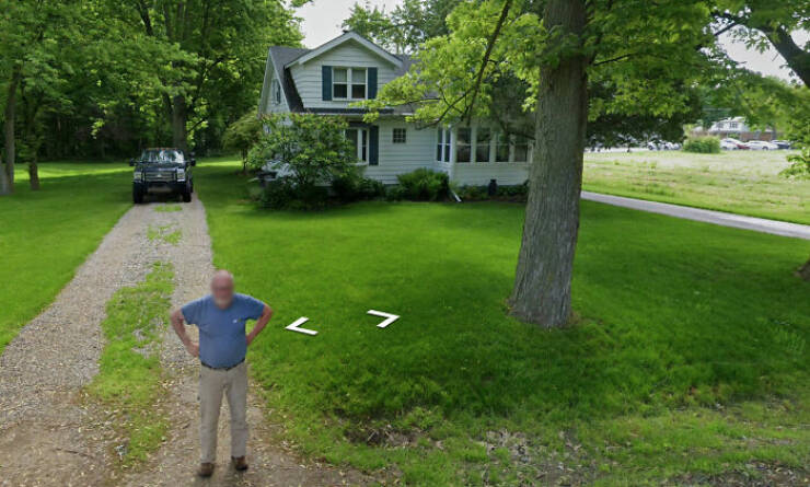 Hilarious Moments Captured by Google Street View