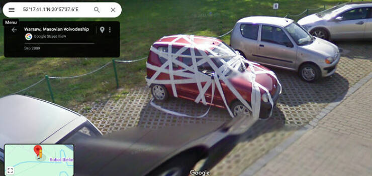 Hilarious Moments Captured by Google Street View