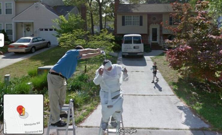 Hilarious Moments Captured by Google Street View