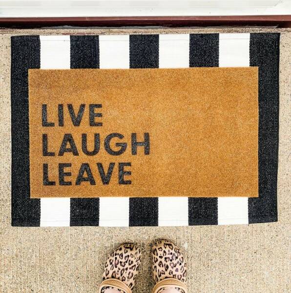 Hilarious Doormats That Make The Best First Impression