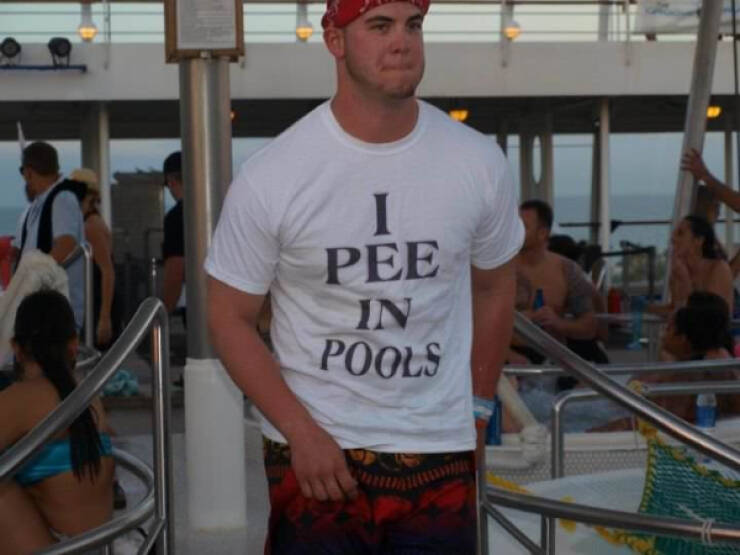 T-Shirt Fails That Are Comedy Gold