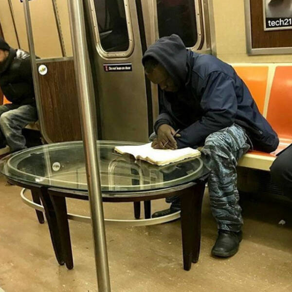 Weird And Funny Subway Passenger Pics