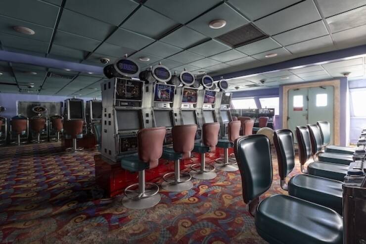 Haunting Images From A Deserted Cruise Ship