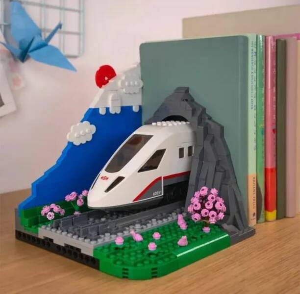 Unlock Your Inner LEGO Genius Anytime Unlock Your Inner LEGO Genius Anytime