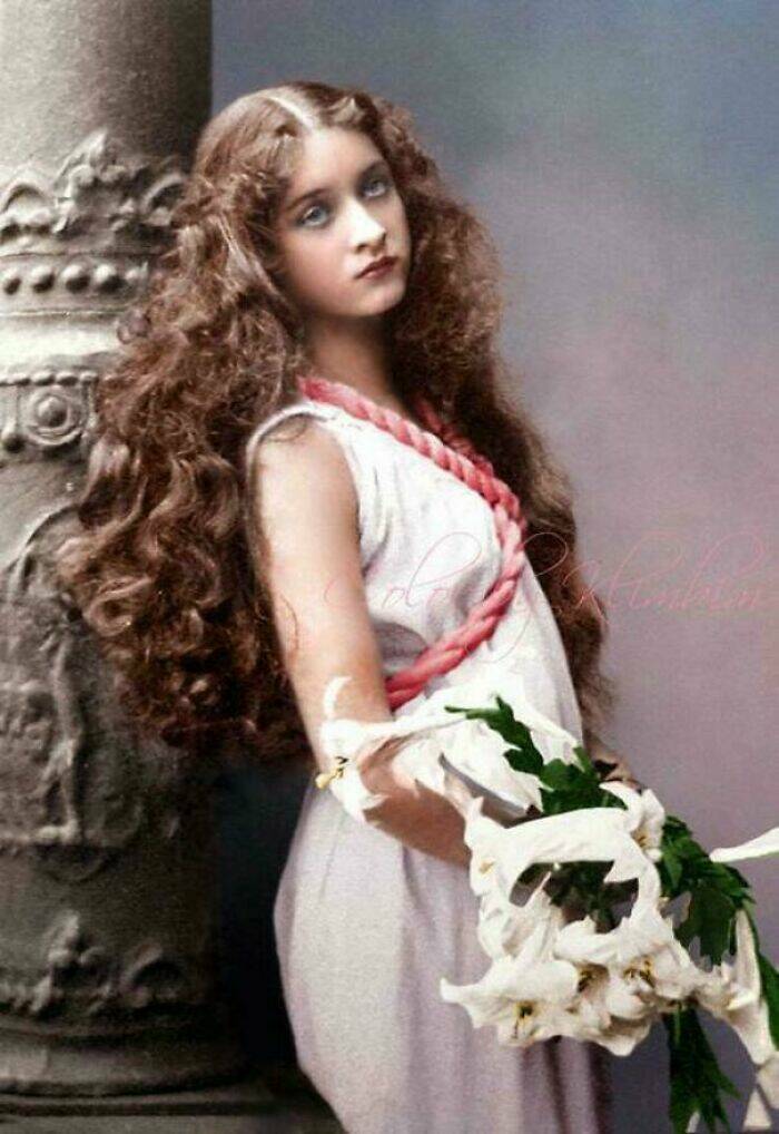 Victorian Pics That Show Another World