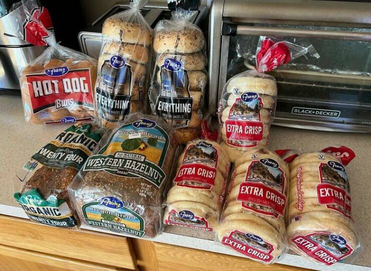 Grocery Shopping Hacks That’ll Save You Time & Money
