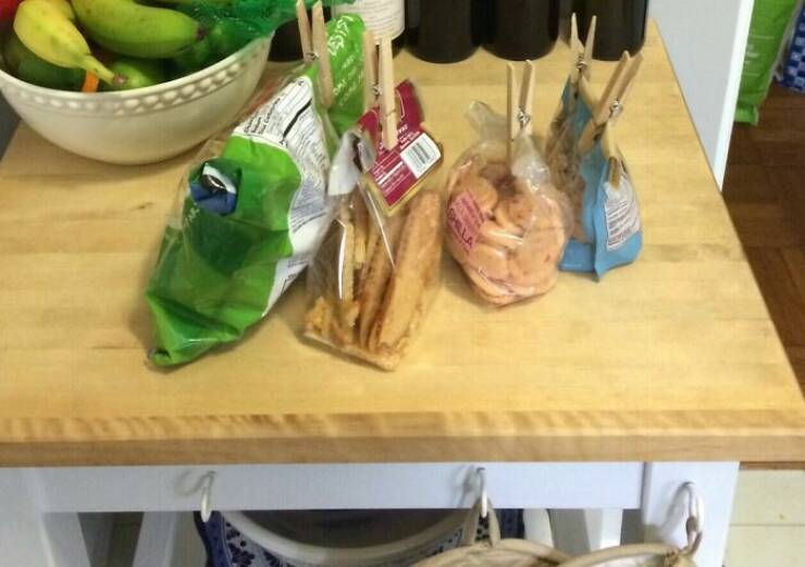 Grocery Shopping Hacks That’ll Save You Time & Money