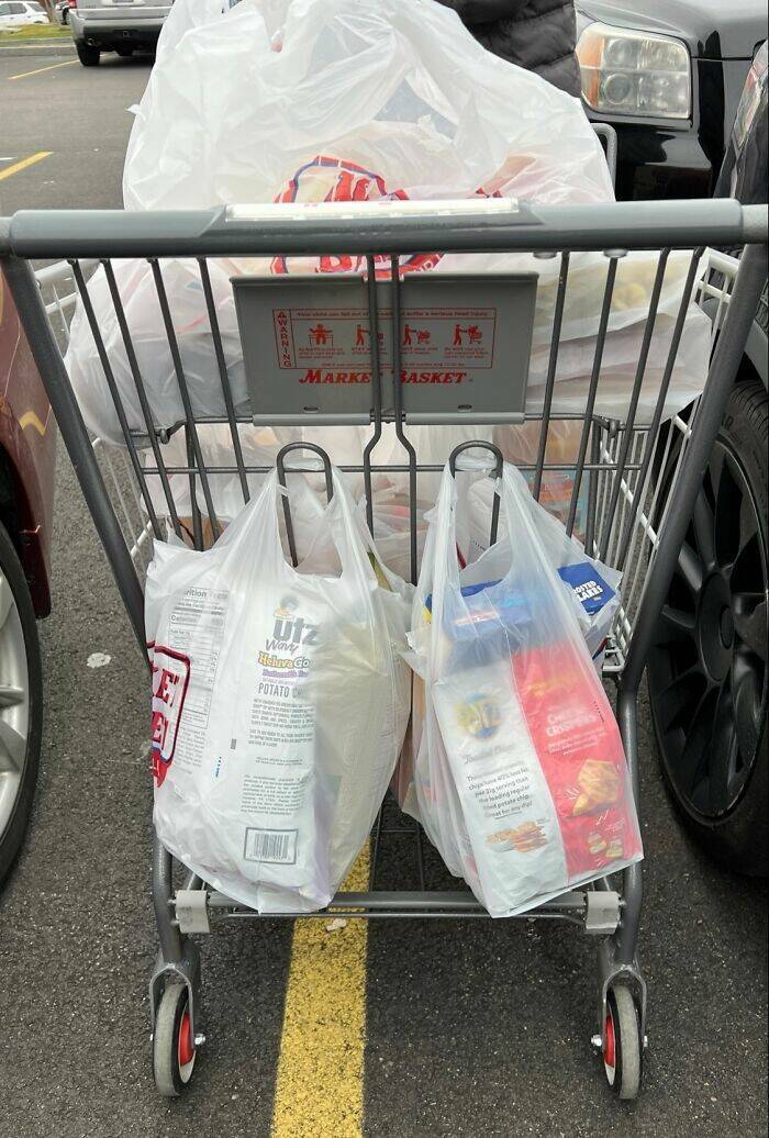 Grocery Shopping Hacks That’ll Save You Time & Money