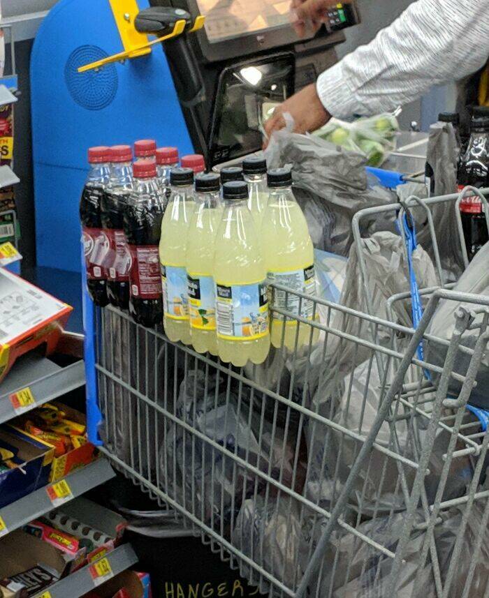 Grocery Shopping Hacks That’ll Save You Time & Money
