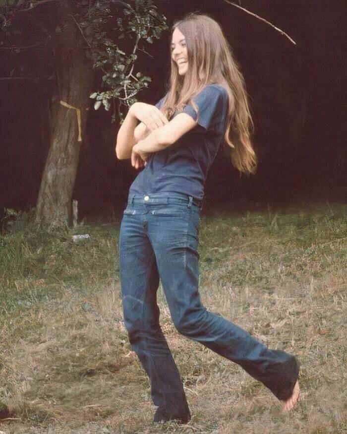 Happiness Captured: Wholesome Images To Lift Your Mood