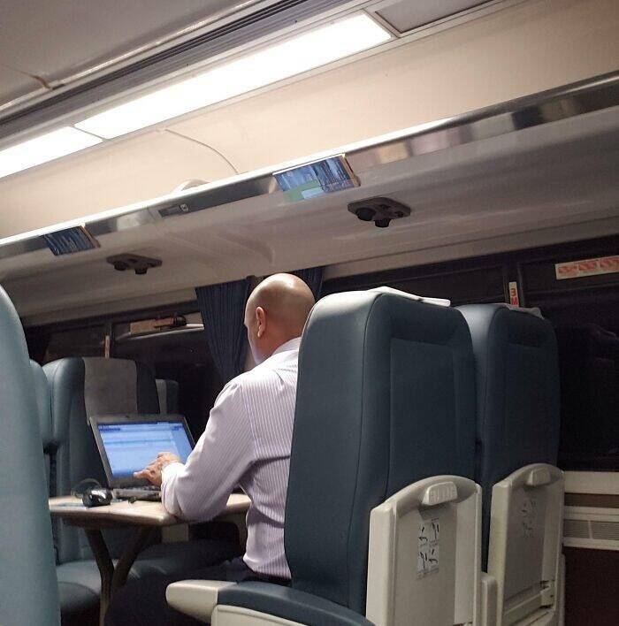 When Men Were So Clueless, They Entered ‘Male Karen’ Territory