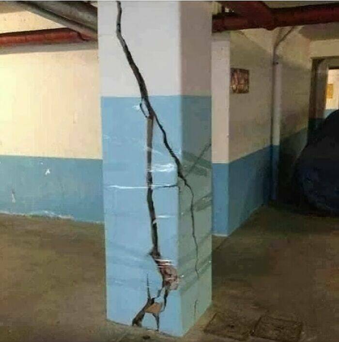 Hilariously Bad Architecture That Makes No Sense Hilariously Bad Architecture That Makes No Sense