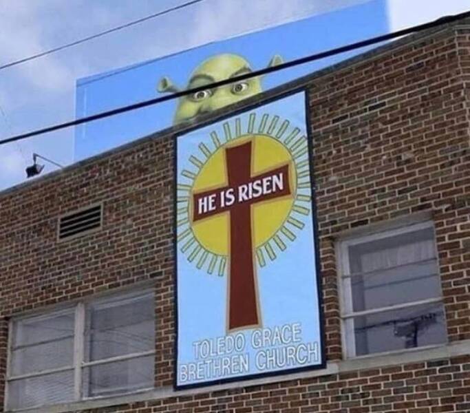 Hilarious Coincidences Captured At The Perfect Moment Hilarious Coincidences Captured At The Perfect Moment