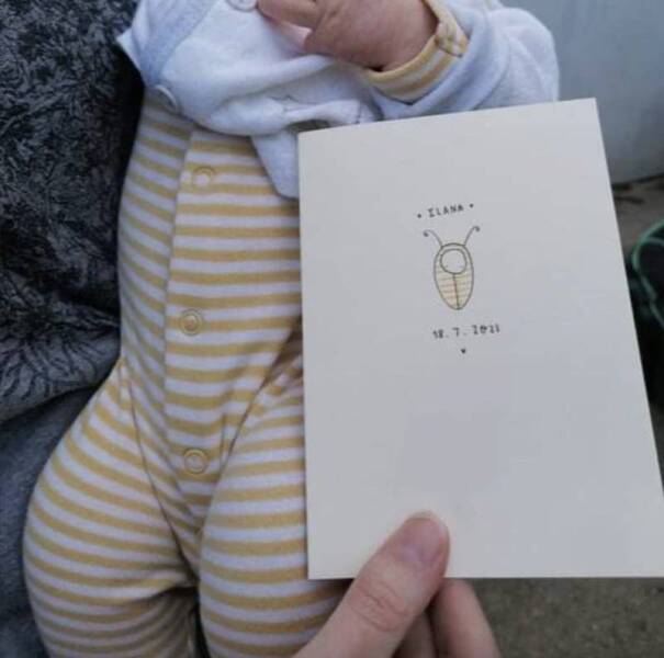 Hilarious Coincidences Captured At The Perfect Moment Hilarious Coincidences Captured At The Perfect Moment