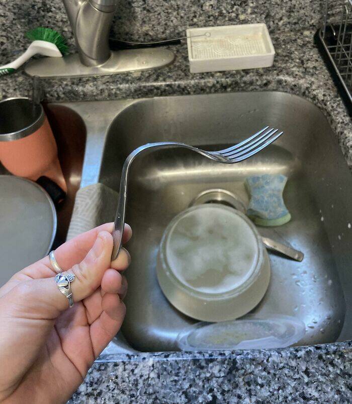 Husbands & Boyfriends Who Are Masters Of Annoyance