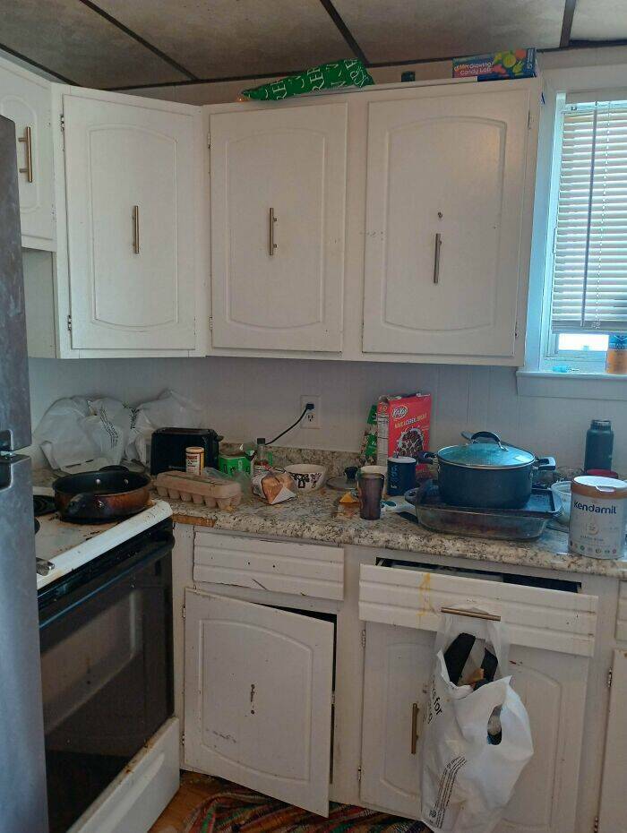 Husbands & Boyfriends Who Are Masters Of Annoyance