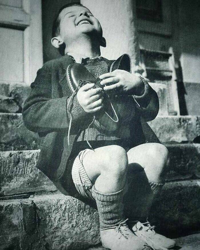 History Lovers Share Fascinating Photos & Little-Known Facts