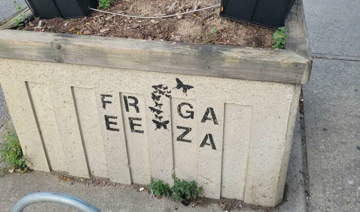 Sign Fails That Definitely Needed A Second Look