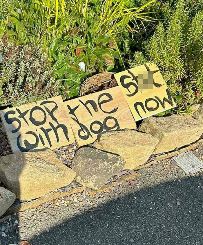 Sign Fails That Definitely Needed A Second Look