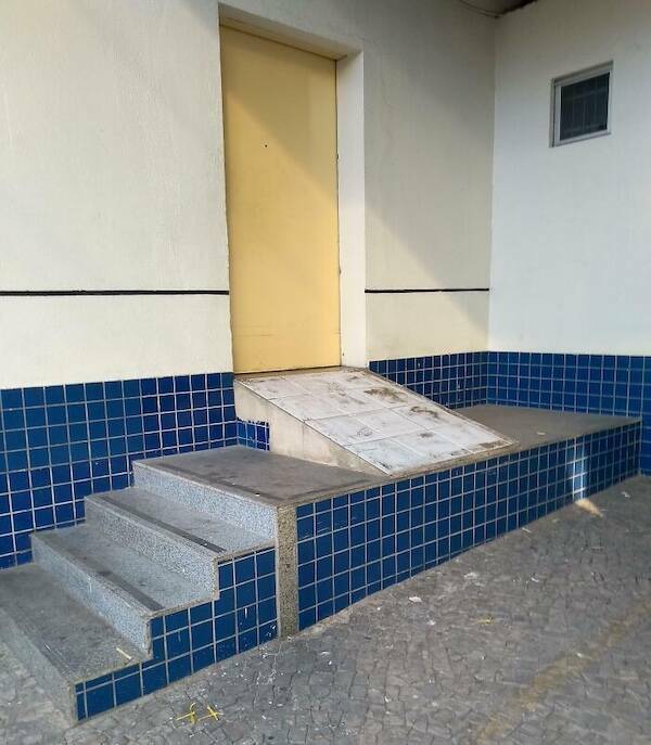 Hilariously Bad Construction Fails That Defy Logic Hilariously Bad Construction Fails That Defy Logic