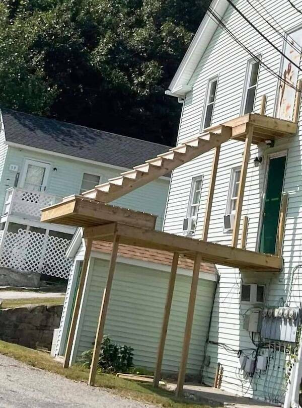 Hilariously Bad Construction Fails That Defy Logic