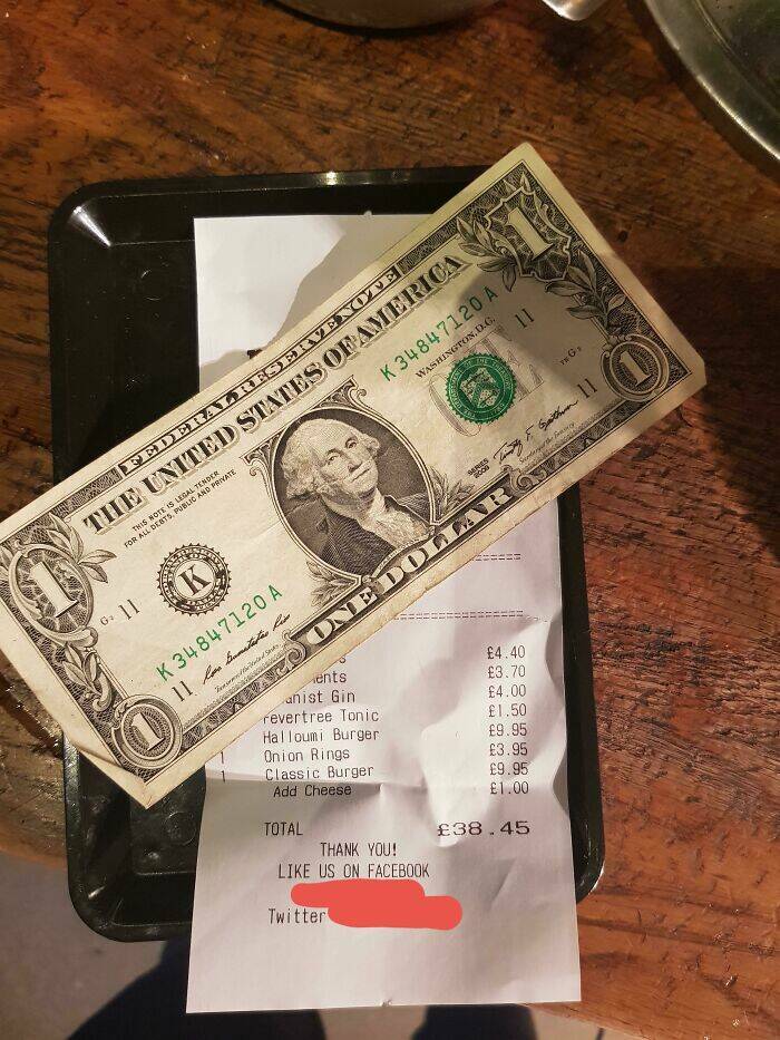 The Most Infuriating Tips Left At Restaurants