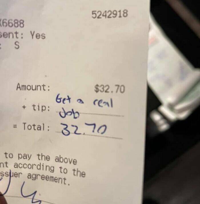 The Most Infuriating Tips Left At Restaurants