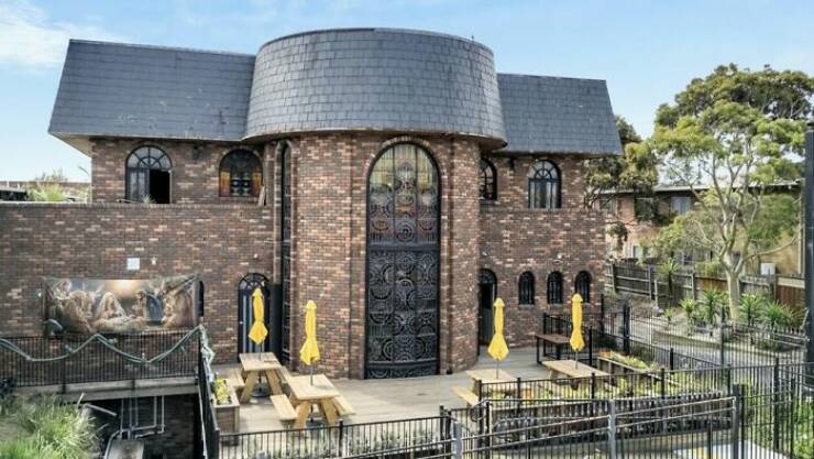 Architectural Nightmares That Shouldn’t Exist