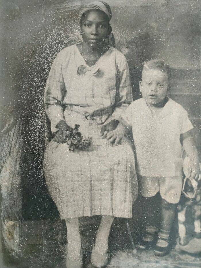 Rare Historical Photos That Highlight A Century Of Change