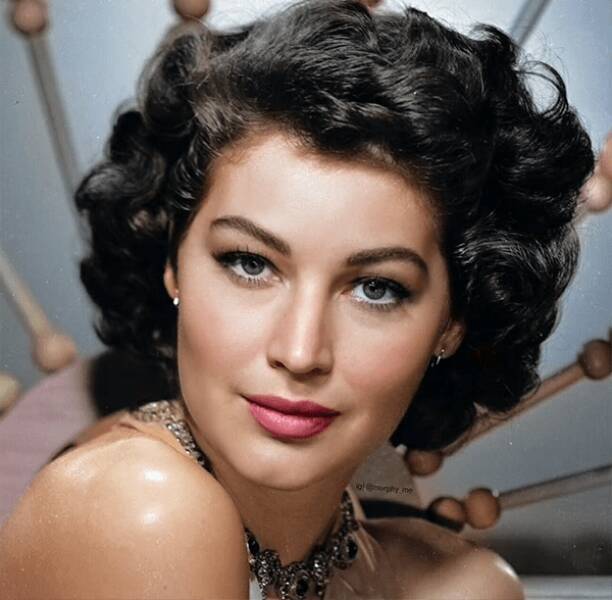 Bizarre Celebrity Face Mashups You Can’t Unsee