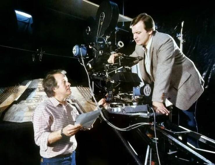 How Blade Runner  Built Its Dystopian World In Miniature