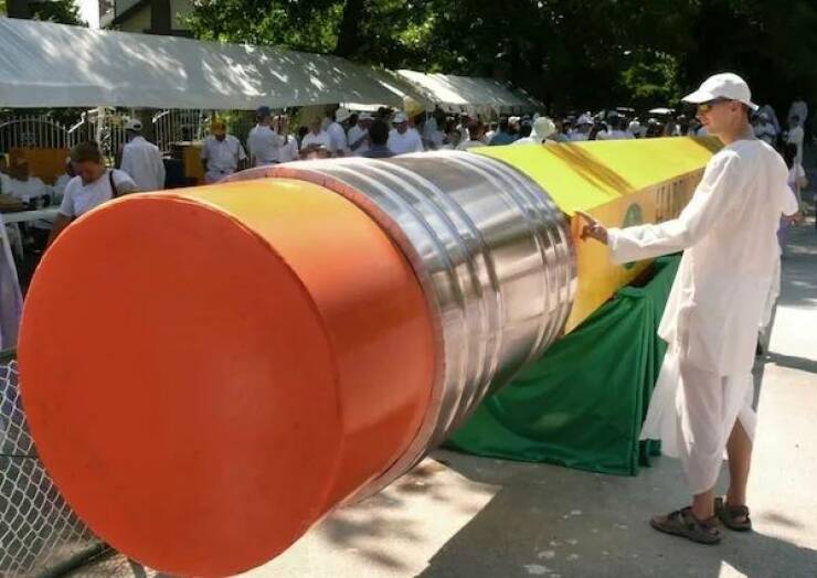 We’re Not Alone… The Giants Are Here! We’re Not Alone… The Giants Are Here!