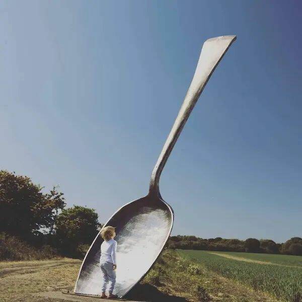 We’re Not Alone… The Giants Are Here! We’re Not Alone… The Giants Are Here!