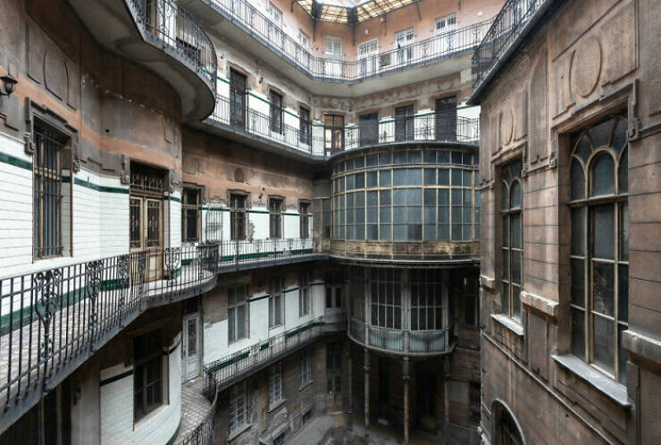 Hauntingly Beautiful Abandoned Places Around the World