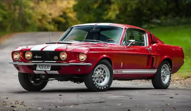 Iconic Muscle Cars That Still Dominate The Streets