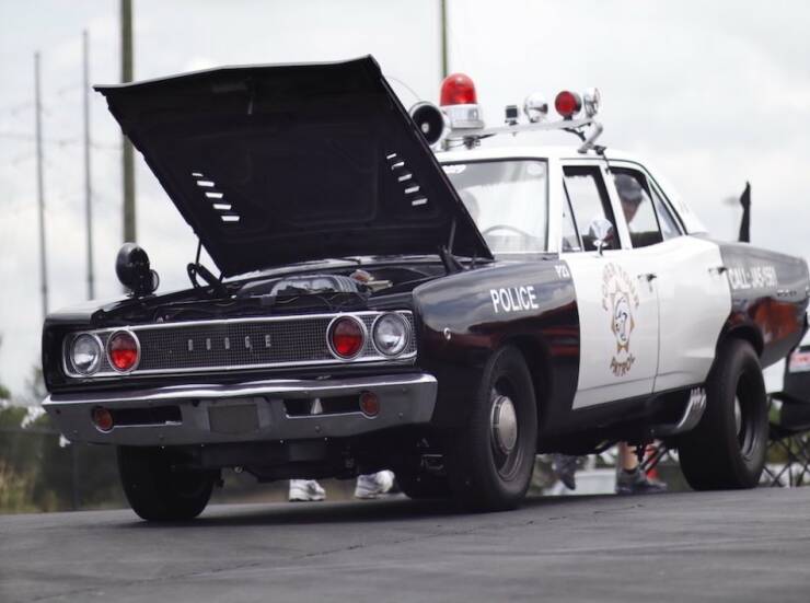 Iconic Muscle Cars That Still Dominate The Streets